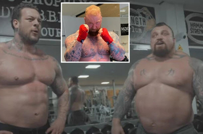 Johal (trái) trợ chiến cho Eddie (phải) để đấu Boxing với "Thần Thor" (giữa) vào tháng 9/2021