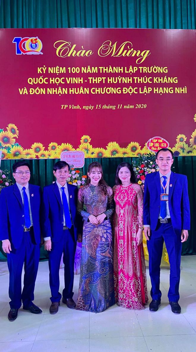 MC Diệp Chi tham gia kỷ niệm 100 năm thành lập trường cấp 3 cũ - trường THPT Huỳnh Thúc Kháng (Nghệ An)&nbsp;