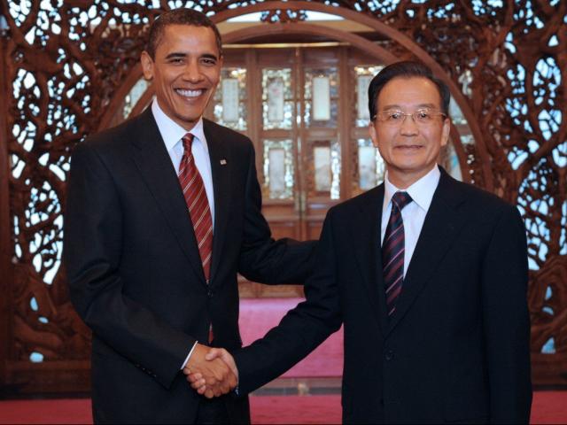 Ông Obama nêu lý do không phát động chiến tranh thương mại với TQ như ông Trump