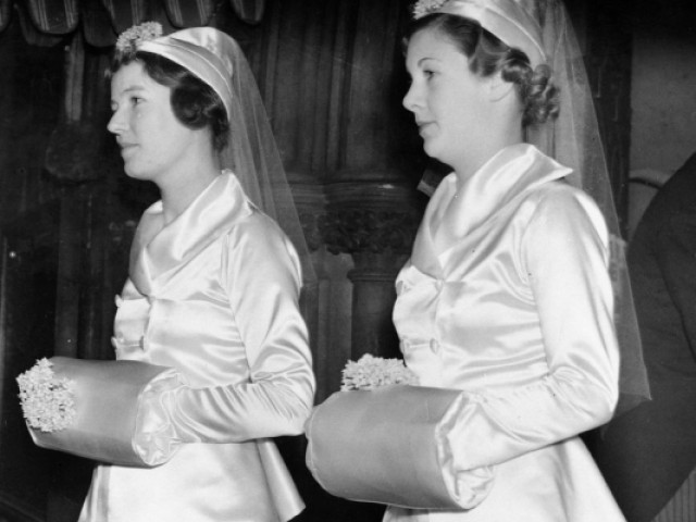 Thời trang - Sự biến đổi thú vị của váy phù dâu