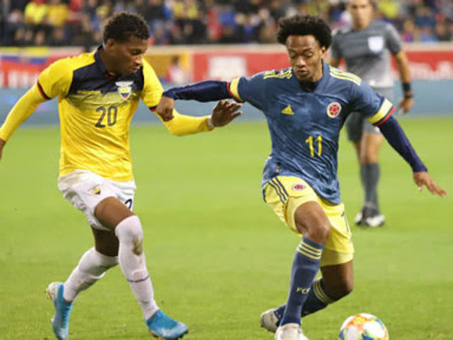 Video highlight trận Ecuador - Colombia: James "nổ súng", trận thua khó tin
