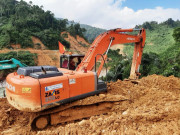 Tin tức trong ngày - Trở lại hiện trường tìm kiếm 12 người mất tích tại Rào Trăng 3