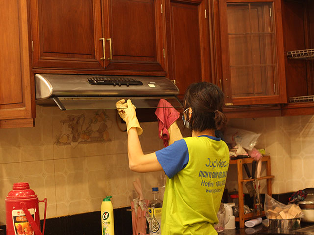 Bạn trẻ - Cuộc sống - Là phụ nữ mặc nhiên gánh vác việc nhà? Làm ơn thôi đi!