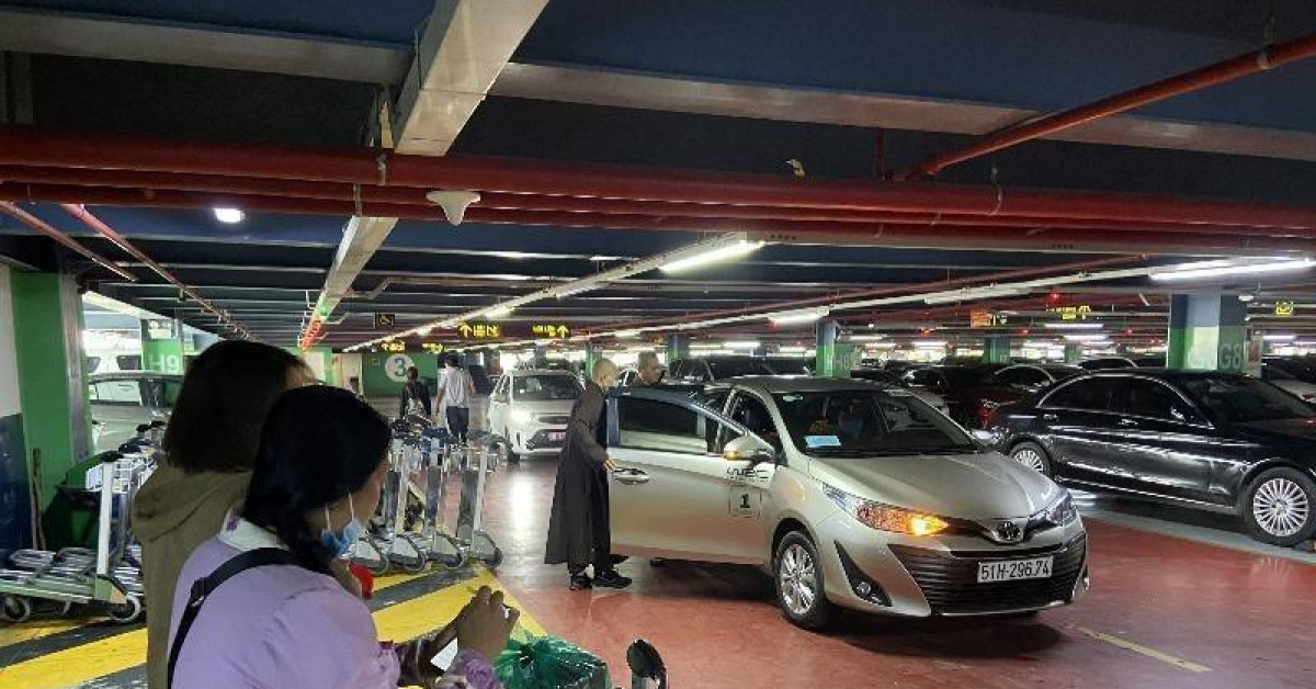 Tin tức trong ngày - TP.HCM: Sẽ xây cầu, hầm chui ở sân bay Tân Sơn Nhất