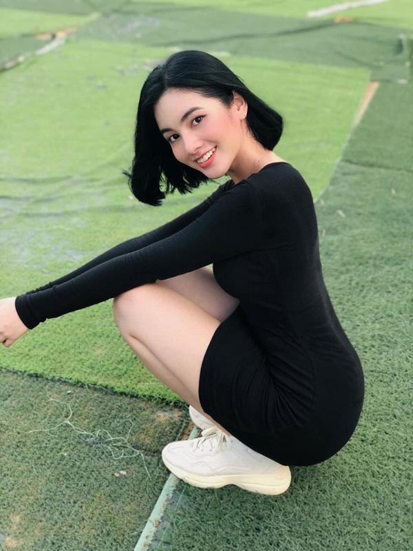 Nhan sắc thí sinh 18 tuổi có gương mặt đẹp nhất Hoa hậu Việt Nam - 9