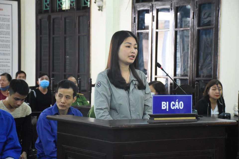 Bị cáo Nguyệt khai nhận trước HĐXX.