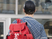Thời trang - Hãng streetwear vạn người mê Supreme có chết sau khi bán mình cho đại gia thời trang?
