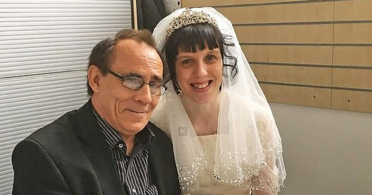 Bạn trẻ - Cuộc sống - 19 tuổi lấy cụ ông U60, 4 năm sau cô gái khóc mếu tiết lộ đời sống hôn nhân