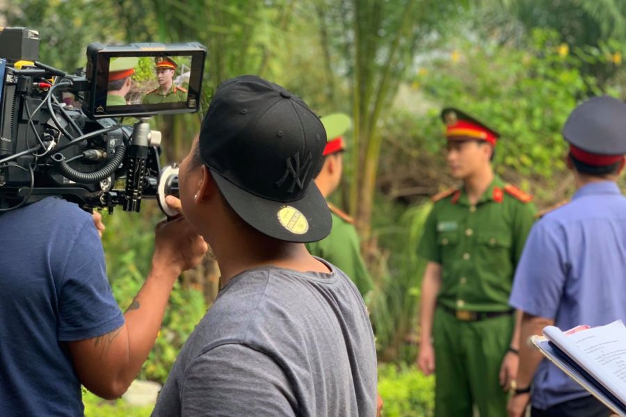 Công tử &#34;phim 18+ hot nhất Việt Nam&#34; bất ngờ hóa... công an - 7