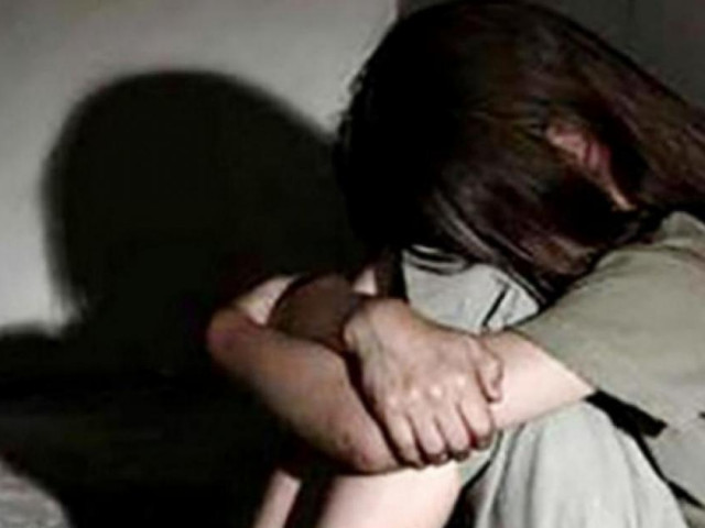 Pháp luật - Truy tìm "tác giả" làm bé gái 16 tuổi có thai hơn 20 tuần