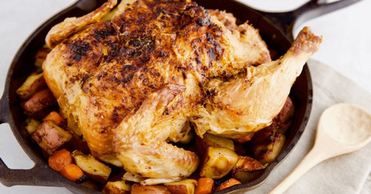 Làm thao tác này trước khi nướng gà, nhìn tưởng kỳ cục nhưng điều kỳ diệu xảy ra chỉ sau ít phút - 3