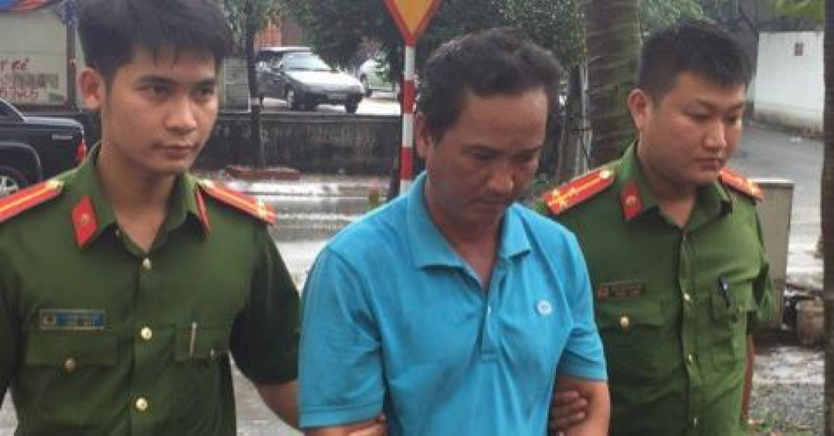 Tin tức trong ngày - Tài xế xe ben tông xe CSGT khai gì tại công an?