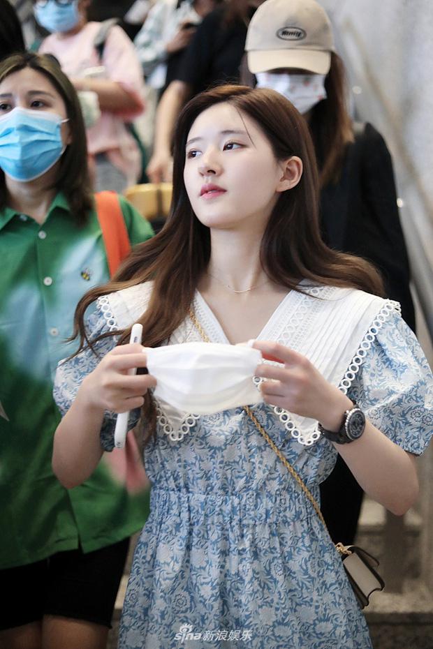 "Thánh nữ xuyên không” gây "sốt" với ảnh chưa qua chỉnh sửa xinh đẹp không kém trên phim cổ trang - 6