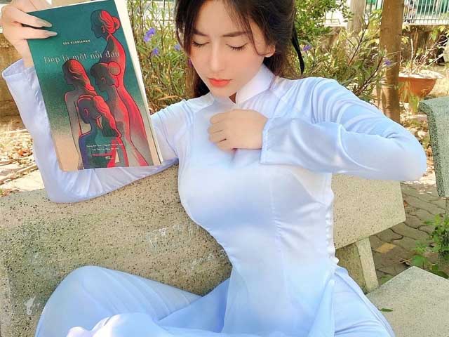 Thời trang - Đây là cô gái mỗi lần diện áo dài trắng lại khiến người ta thốt lên "thiên thần"