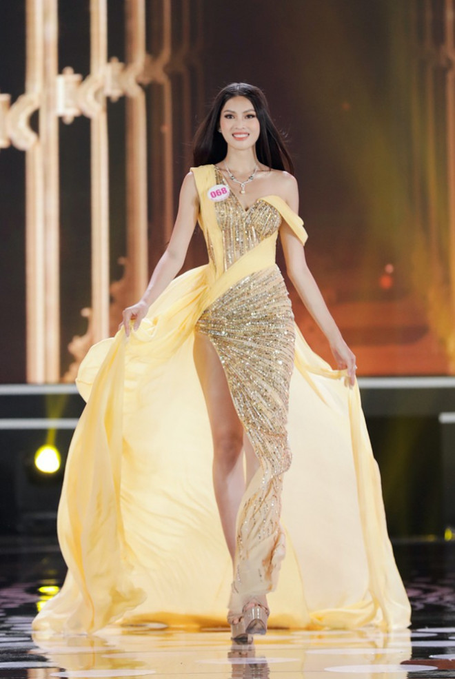 Nguyễn Lê Ngọc Thảo: Cô gái lần đầu đi thi sắc đẹp đã giành luôn ngôi vị Á hậu 2 - 8