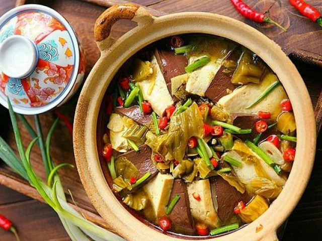 Ẩm thực - Canh dưa chua quá quen thuộc nhưng chế biến ngon "thần sầu" thế này thì hiếm người làm được