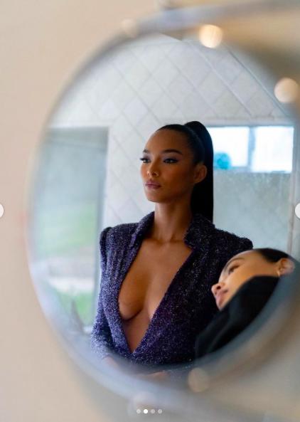 'Thiên thần' Lais Ribeiro khoe ngực đầy táo bạo tại giải Grammy Latin - 6