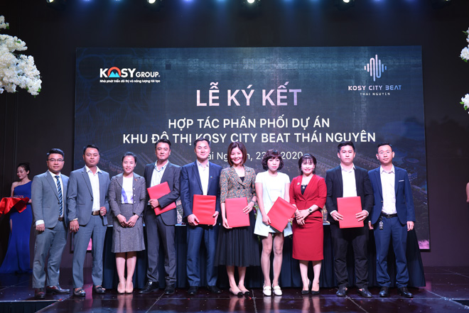 Lễ ký kết đánh dấu sự hợp tác chiến lược giữa Tập đoàn Kosy và 4 đơn vị phân phối dự án