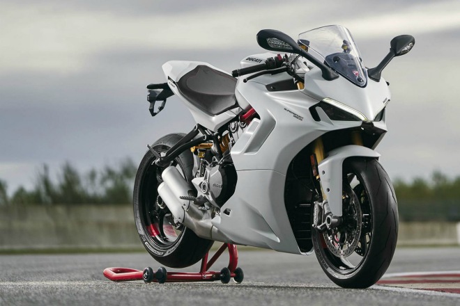 Loạt đổi mới khủng trên “mãnh tướng” 2021 Ducati Supersport 950 - 1