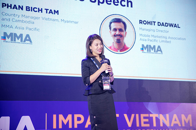 Bà Phan Bích Tâm - Giám Đốc MMA Việt Nam, Myanmar &amp; Campuchia đã chia sẻ phát biểu, chào mừng tất cả người tham dự và các diễn giả góp mặt tại MMA Impact Việt Nam 2020