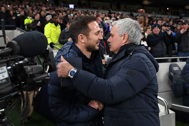 Chelsea đại chiến Tottenham: Mourinho than vãn lịch thi đấu, Lampard nói gì? - 1