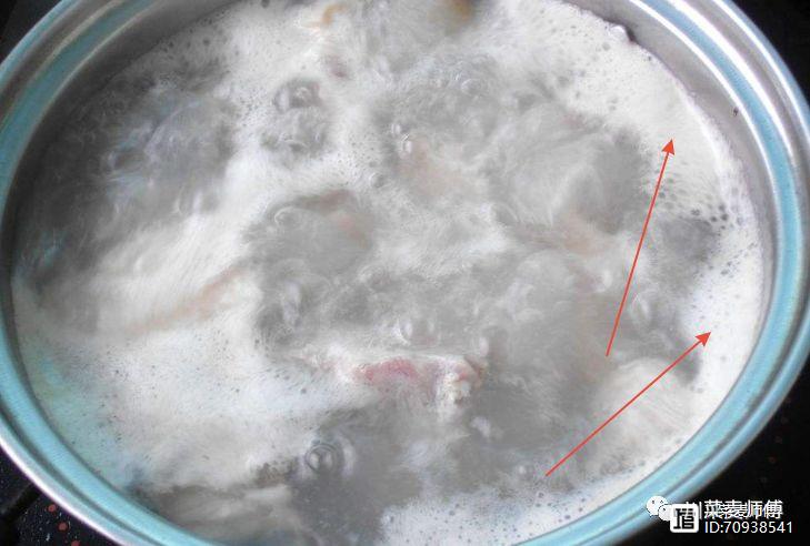 Tại sao trước khi hầm hay nấu canh, cần phải chần xương? - 2