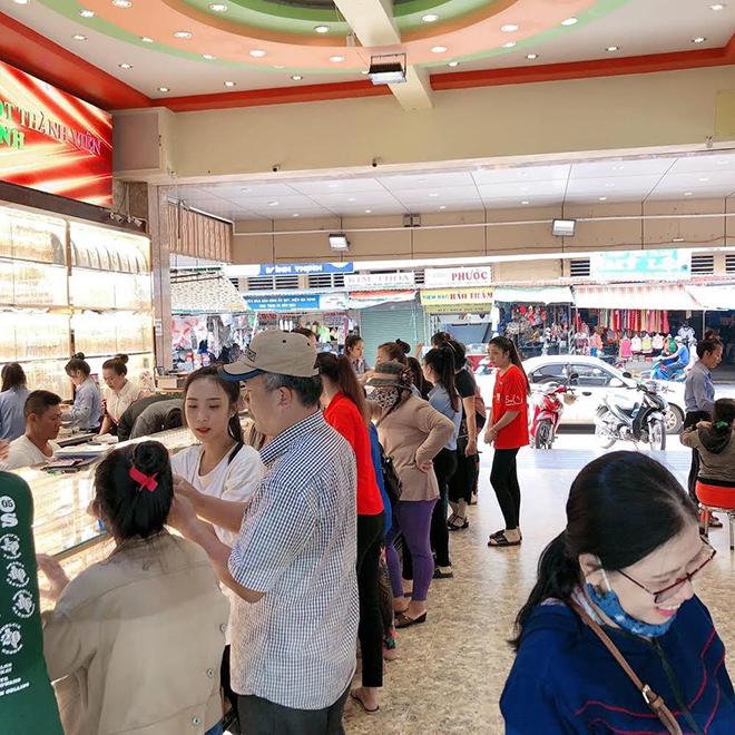 Tiệm vàng Vân Khánh - địa chỉ dòng trang sức quý phái tại Đồng Tháp - 6