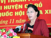 Chủ tịch Quốc hội Nguyễn Thị Kim Ngân tiếp xúc cử tri tại Cần Thơ