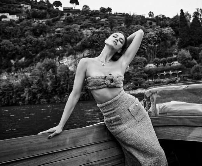 Irina Shayk cùng dàn mẫu quyến rũ hút hồn trên Vogue Hy Lạp - 9