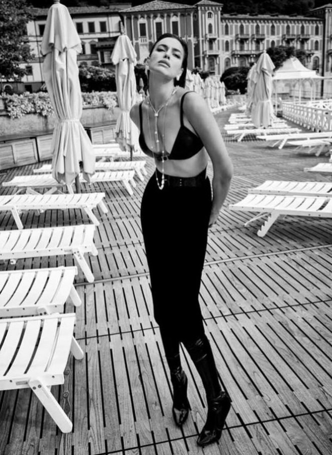 Irina Shayk cùng dàn mẫu quyến rũ hút hồn trên Vogue Hy Lạp - 11