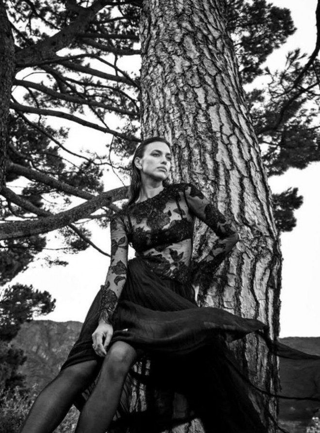 Irina Shayk cùng dàn mẫu quyến rũ hút hồn trên Vogue Hy Lạp - 13