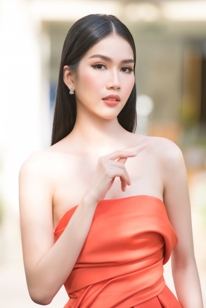 Gu thời trang ngày càng &#39;thăng hạng&#39; của Top 3 Hoa hậu Việt Nam 2020 sau đăng quang - 10