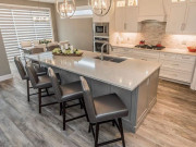 Biến hóa căn bếp "am sành" với đá Vicostone