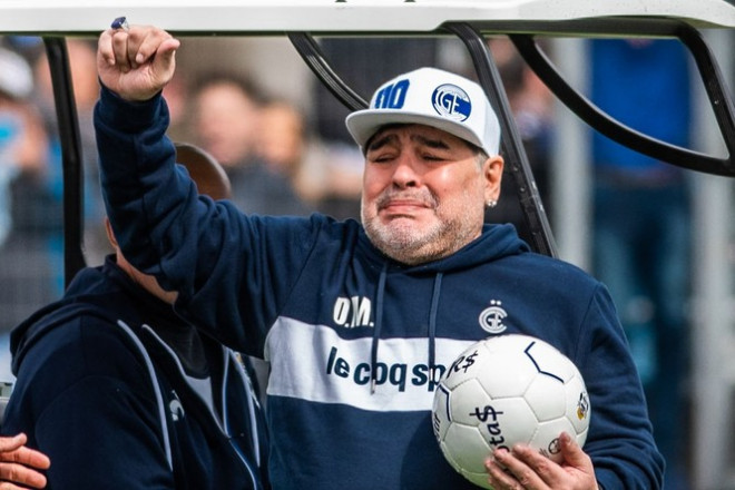 Diego Maradona: Khi người đàn ông khóc - 8