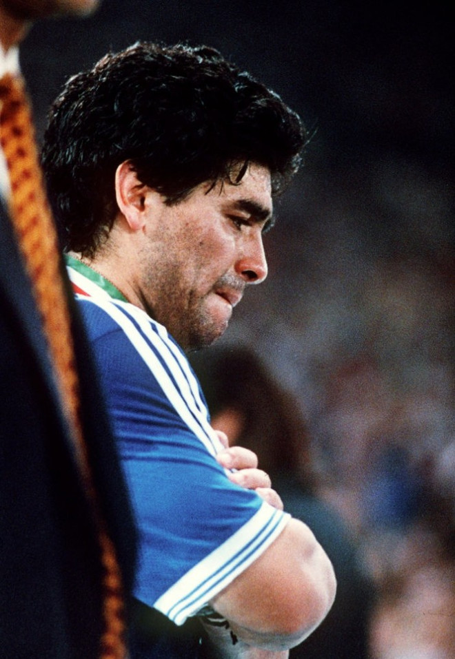 Diego Maradona: Khi người đàn ông khóc - 2