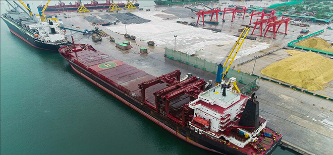 Chuyến tàu chở xi măng Tân Thắng vượt biển xuất sang thị trường Mỹ - tháng 9/2020.