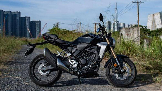 6. Honda CB300R ABS 2021
