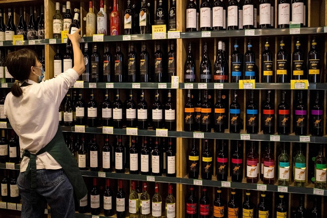 Trung Quốc áp thuế chống bán phá giá với rượu vang Úc chỉ sau 2 tháng điều tra