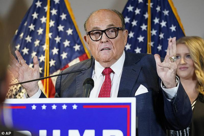 Luật sư Rudy Giuliani của ông Trum. Ảnh: AP