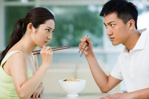 Vì sao nhiều cặp đôi trẻ vỡ mộng sau 2 năm chung sống? - 1