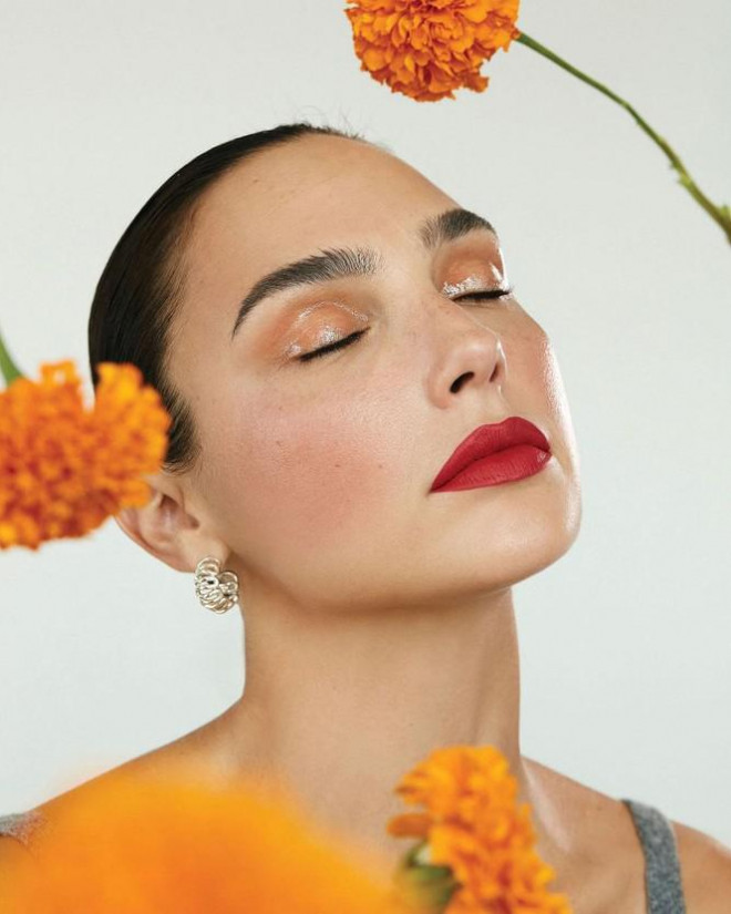 Mỹ nhân Israel Gal Gadot khoe sắc vóc tuyệt mỹ - 12