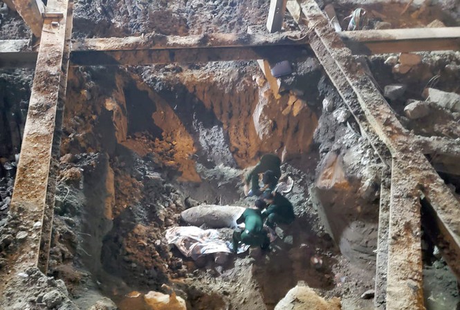 Quả bom được phát hiện trong quá trình thi công công trình trên địa bàn phường Trúc Bạch