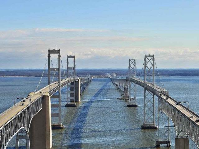 Du lịch - Cây cầu ly kỳ nhất nước Mỹ, ai không vững tay lái phải hẹn đặt lái xe hộ trước 2 ngày