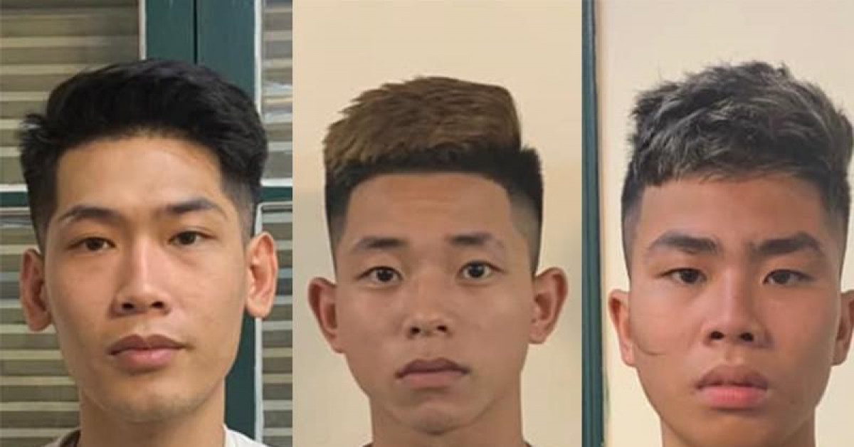 Pháp luật - 4 thanh niên cầm dao chặn cướp xe của nhiều người trên đường