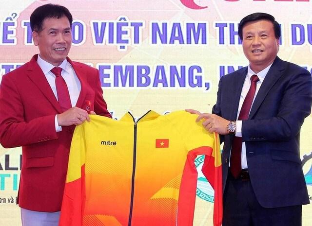 Công ty cổ phần Động Lực của ông Lê Văn Thành thường xuyên đồng hành cùng các Đoàn thể thao Việt Nam thi đấu quốc tế