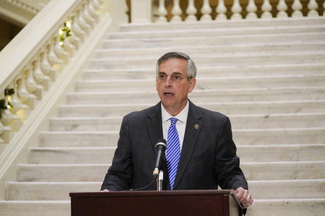 Tổng thư ký bang Georgia, Brad Raffensperger, cho biết điều tra bất kỳ tuyên bố đáng tin cậy nào về việc bỏ phiếu bất hợp pháp và vi phạm luật bầu cử. Ảnh: Reuters.