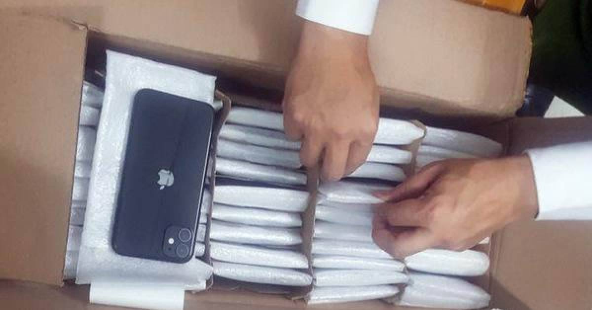 Thị trường - Tiêu dùng - Hà Nội: Bắt giữ lô điện thoại Iphone đời mới nhập lậu trị giá hơn 8 tỷ đồng