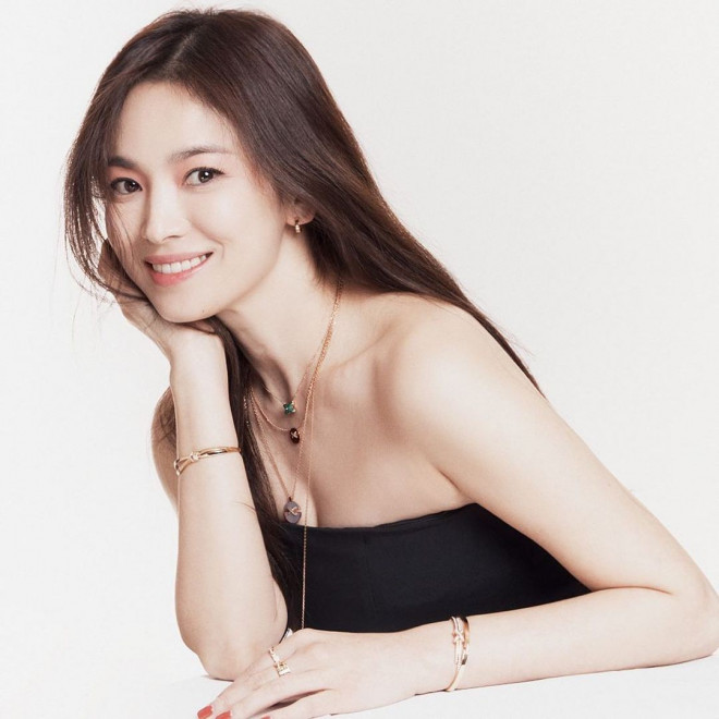 Song Hye Kyo U40 xinh đẹp rạng ngời - 1