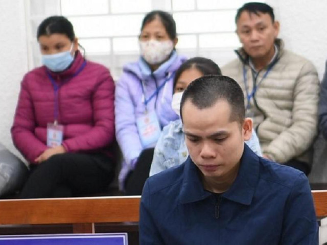 Pháp luật - Cha cầm kéo đâm mẹ, con trai 5 tuổi lao vào cứu