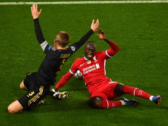 Bóng đá - Liverpool sớm đi tiếp ở Cúp C1 vẫn nhận tin cực sốc về lực lượng